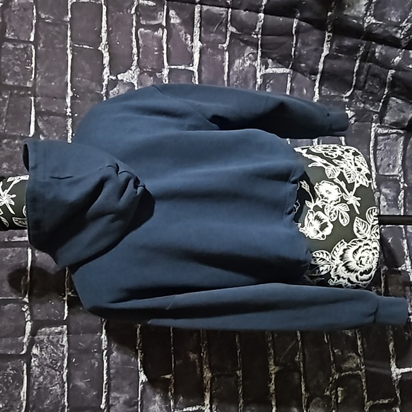 Zara Dark Blue Sweden Crop Hoodie Long Sleeve Size Small - Picture 3 of 5